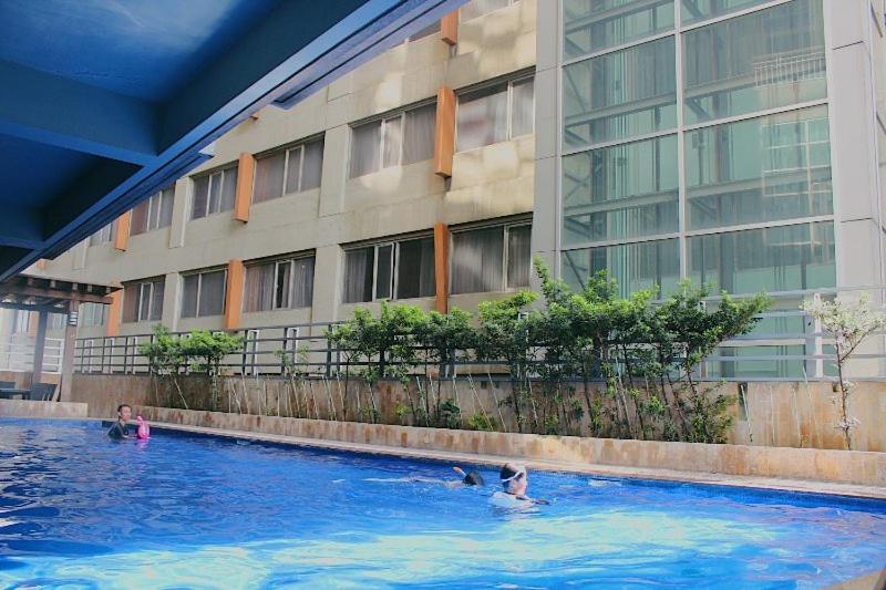 2 Bedroom Condo Unit With City And Mountain View Cebu Exterior photo